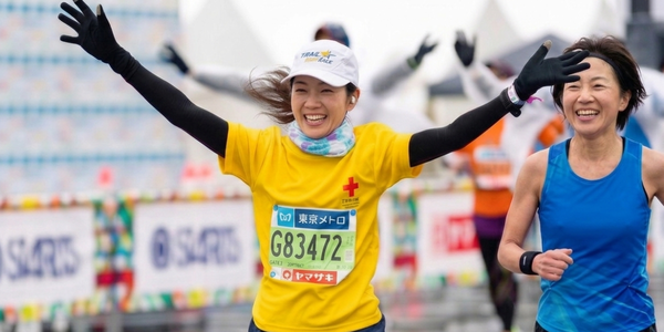 折りたたんでしまえるランニングキャップP84